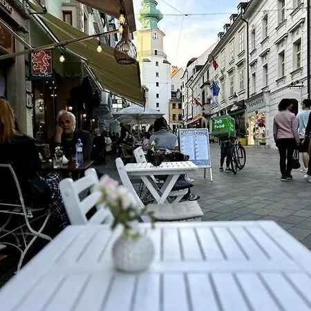 Luxurious And Royal In The Old Town Bratislava