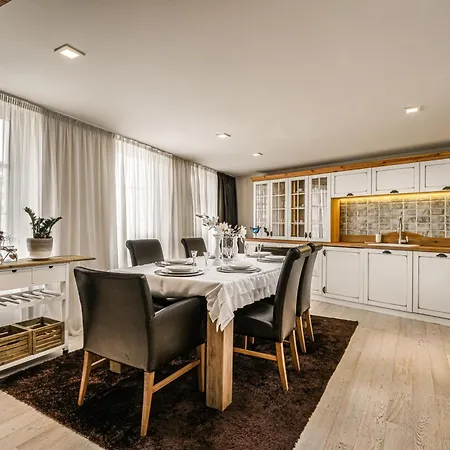 Appartement Luxurious And Royal In The Old Town