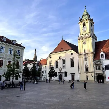 Luxurious And Royal In The Old Town Apartamento