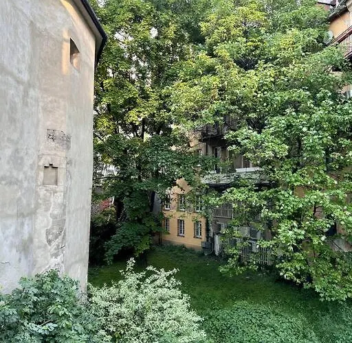 Luxurious And Royal In The Old Town * 브라티슬라바